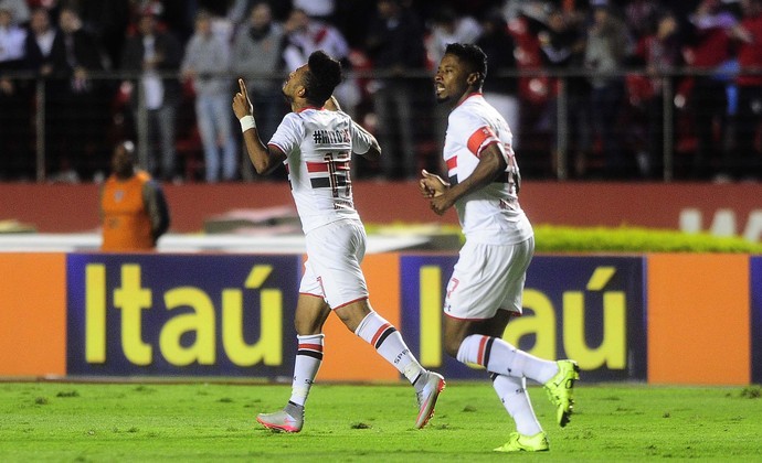 São Paulo x Internacional Rogério Michel Bastos (Foto: Marcos Ribolli)