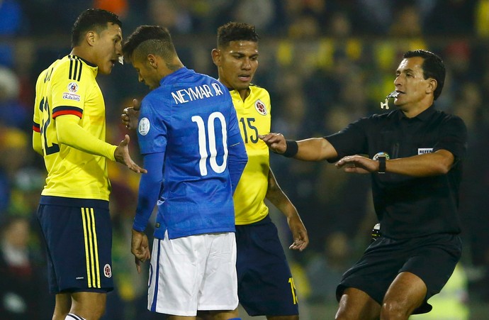 Murillo Neymar Colômbia Brasil (Foto: AP)