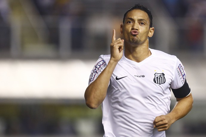 Santos x Chapecoense Ricardo Oliveira (Foto: Ricardo Saibun/Agif/Estadão Conteúdo)