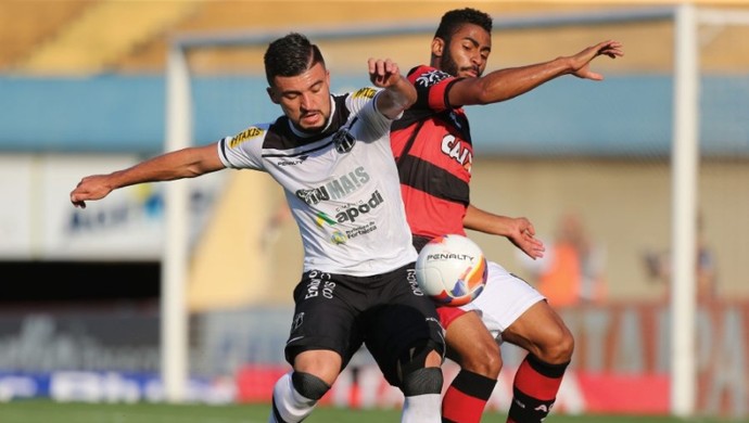 Atlético-GO x Ceará - Série B 2015 (Foto: Wildes Barbosa / O Popular)