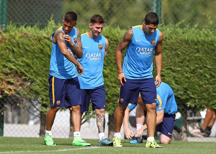 Neymar, Luis Suárez, Messi treino do Barcelona (Foto: EFE)