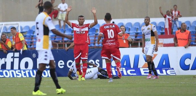 Zé Carlos CRB Criciúma (Foto: Ailton Cruz/Gazeta de Alagoas)