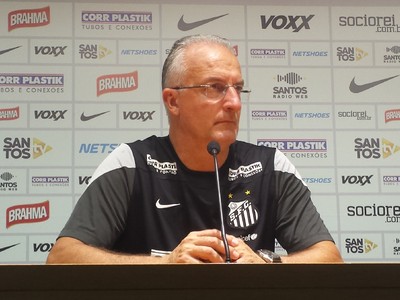 dorival santos coletiva (Foto: Bruno Giufrida)