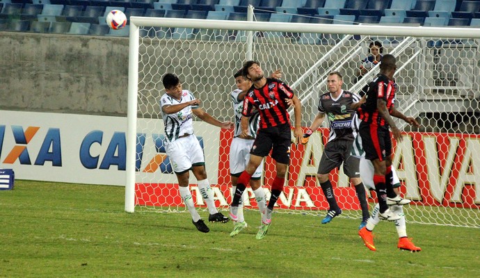 Vitória; Luverdense; Pedro Ken (Foto: Assessoria/Luverdense)