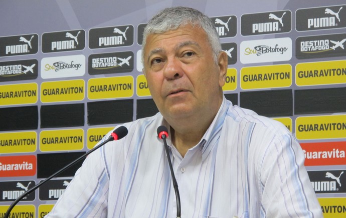 Antonio Carlos Mantuano, vice de futebol do Botafogo (Foto: Gustavo Rotstein)