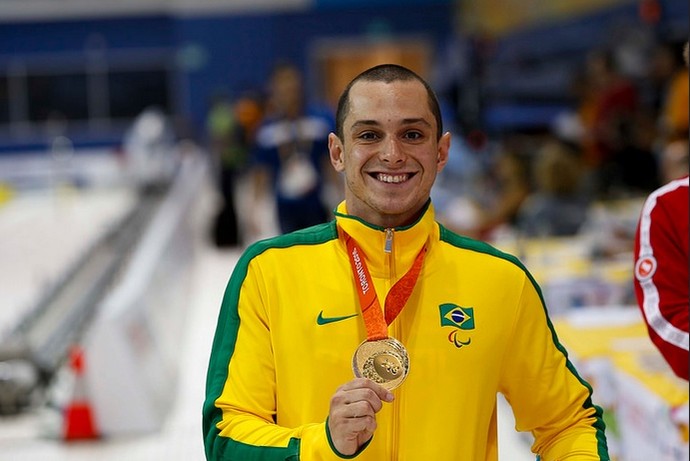 Caio Amorim, ouro na natação 400m livre S8 (Foto: CPB/Mpix)