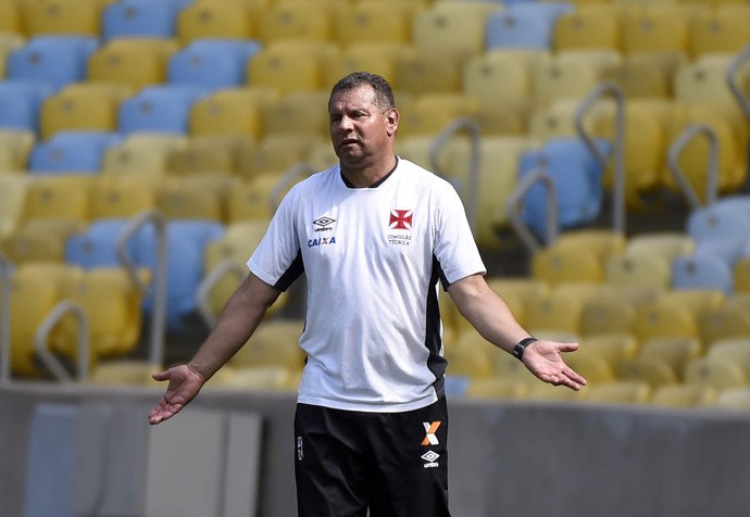 Celso Roth Vasco x Joinville (Foto: André Durão)