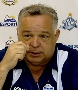 Josué Teixeira na coletiva do Macaé (Foto: Reprodução InterTV)