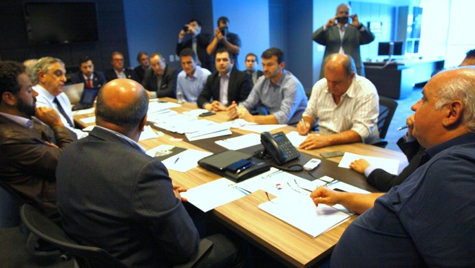 Reunião Copa Sul-Minas Porto Alegre Arena do Grêmio (Foto: Rodrigo Fatturi/Grêmio)