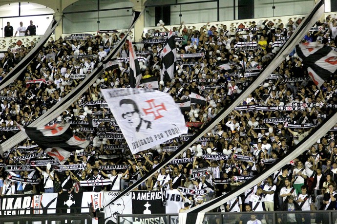 torcida vasco sao januario (Foto: Paulo Fernandes/Vasco.com.br)