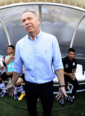 Mano Menezes, técnico do Corinthians (Foto: Marcos Ribolli)