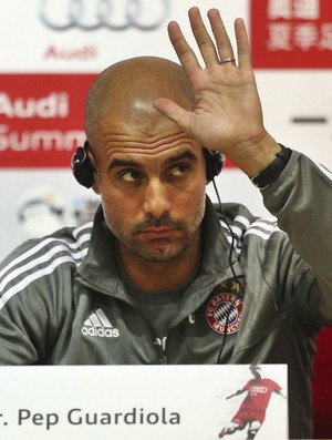 Guardiola coletiva Bayern China (Foto: EFE)