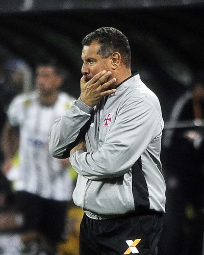 Celso Roth, Corinthians x Vasco (Foto: Marcos Ribolli)