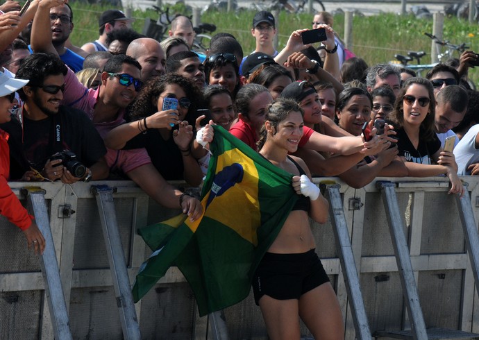 Bethe Correia UFC treino aberto (Foto: André Durão)