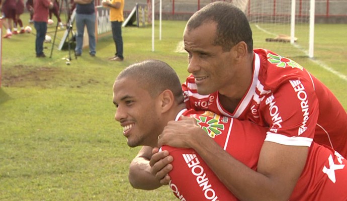 Rivaldo e Rivaldinho elenco Mogi Mirim (Foto: Carlos Velardi / EPTV)