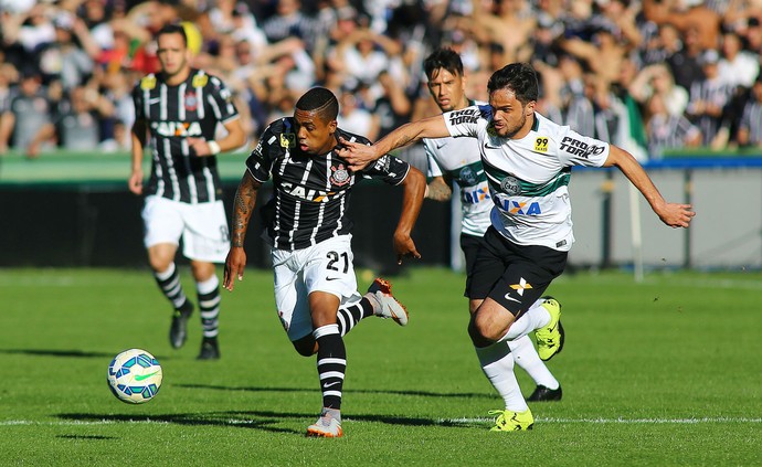 Coritiba Corinthians  (Foto: Giuliano Gomes/ Agência PR PRESS)