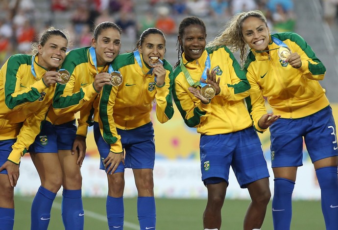 Brasil ouro futebol feminino pan-americano 2015  (Foto: Tom Szczerbowski/Reuters)