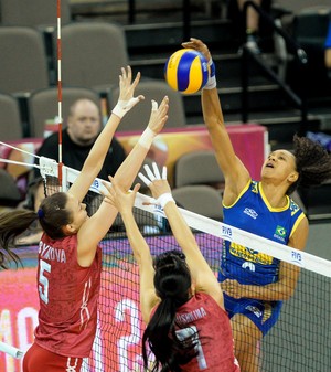 Juciely, Brasil x Rússia - Grand Prix de vôlei (Foto: Divulgação / FIVB)