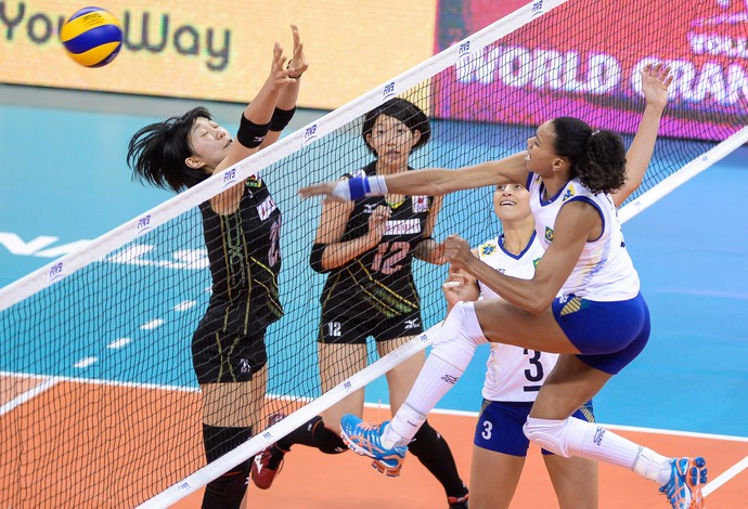 Juciely Brasil x Japão Grand Prix vôlei (Foto: Divulgação / FIVB)