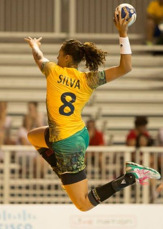 Fernanda seleção feminina handebol Pan de Toronto (Foto: Divulgação/CBHb)