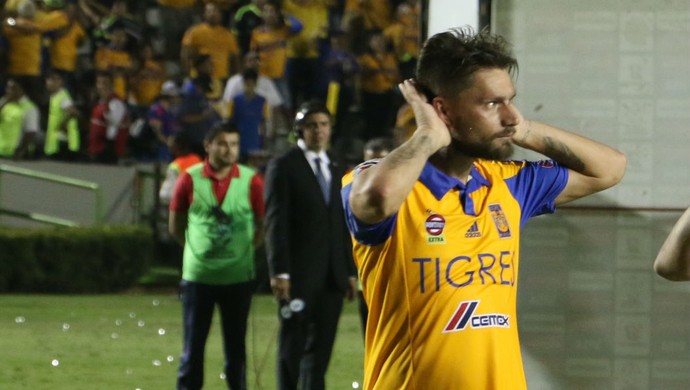 Tigres Inter Libertadores festa jogo Rafael Sóbis (Foto: Diego Guichard/GloboEsporte.com)