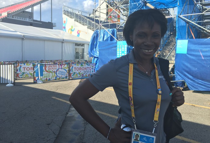 Mireya Luis é a coordenadora das seleções de quadra e praia de Cuba (Foto: GloboEsporte.com)