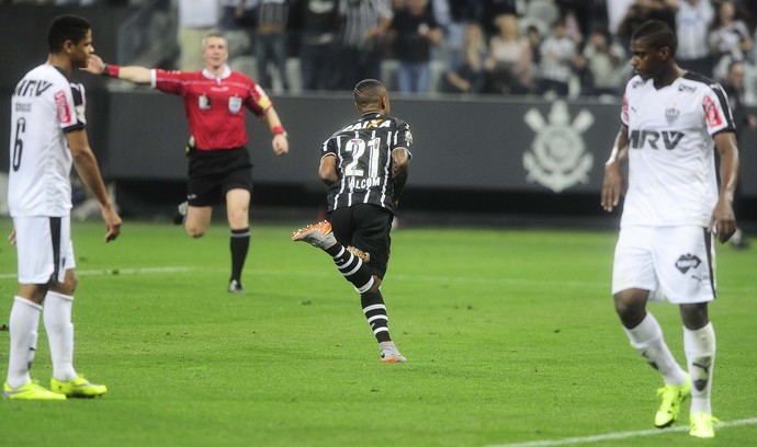 Corinthians x Atlético-MG (Foto: Marcos Ribolli)