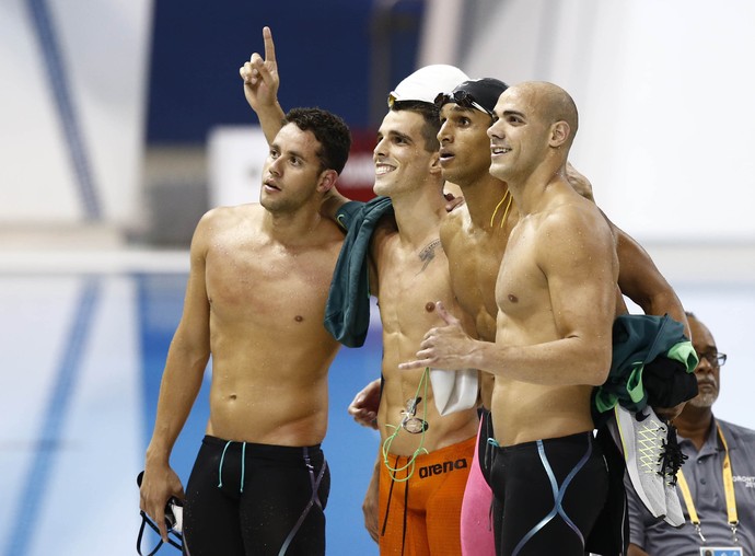 Joao De Lucca , Nicolas Oliveira , Thiago Pereira e Bruno Fratus avançam no 4x100m livre (Foto: Rob Schumacher-USA TODAY Sports)