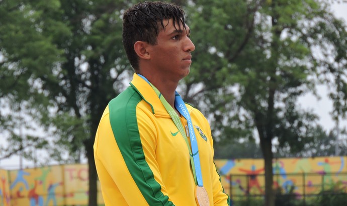 Isaquias é o grande nome da canoagem brasileira para as Olimpíadas Rio 2016 (Foto: Divulgação/Confederação Brasileira de Canoagem)