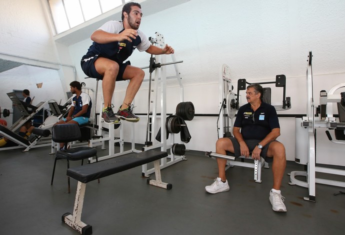 Preparação física - seleção brasileira de polo aquático (Foto: Satiro Sodré/SSPRESS)