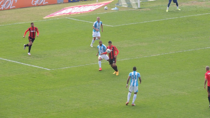 Avaí x Sport estádio Ressacada (Foto: Lucas Liausu)