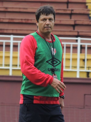 Adilson Batista Joinville técnico (Foto: João Lucas Cardoso)