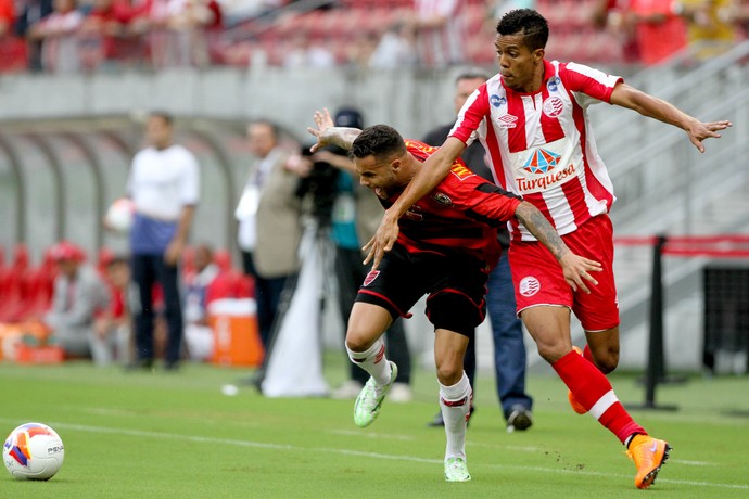 Náutico x Oeste (Foto: Antônio Carneiro / Pernambuco Press)