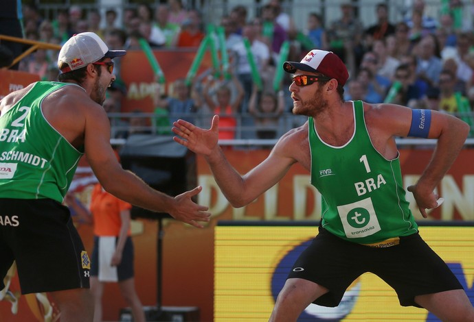 Bruno Schmidt e Alison, Mundial de vôlei de praia (Foto: FIVB)