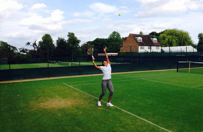 Teliana Pereira treino Wimbledon tênis (Foto: Divulgação)