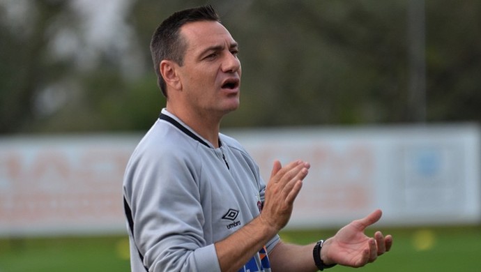 Técnico Doriva do Atlético-PR (Foto: Site oficial do Atlético-PR/Divulgação)