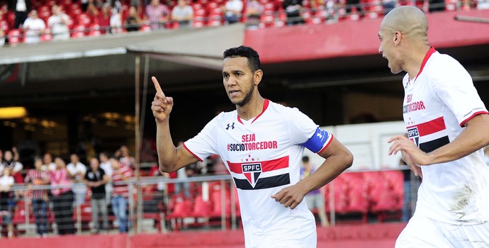 souza são paulo gol (Foto: Marcos Ribolli)