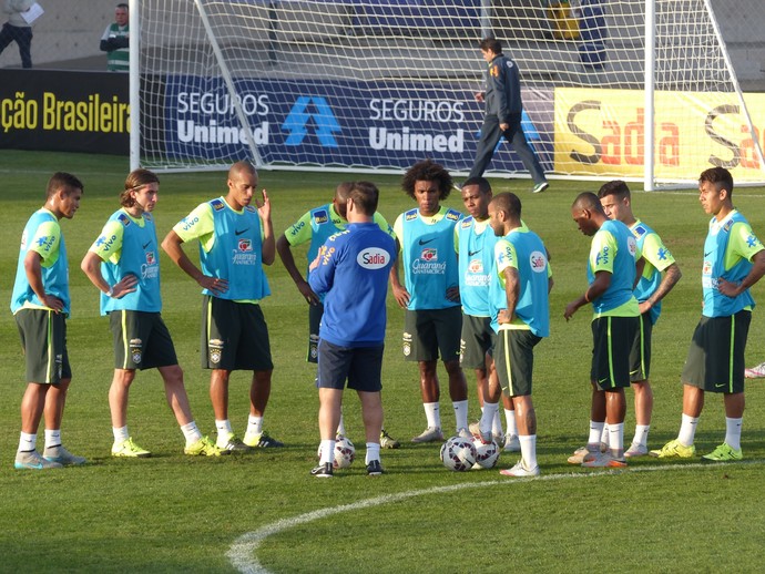 Dunga - treino da Seleção (Foto: Richard Souza)