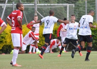 Inter x Atlético-PR Campeonato Brasileiro sub-20 (Foto: Caio Derosso/Site Oficial Atlético-PR)