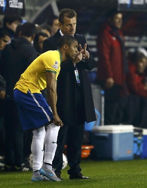 Dunga Brasil Peru (Foto: Reuters )