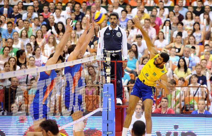 Sérvia x Brasil Liga Mundial de vôlei 2015 - Wallace (Foto: FIVB)