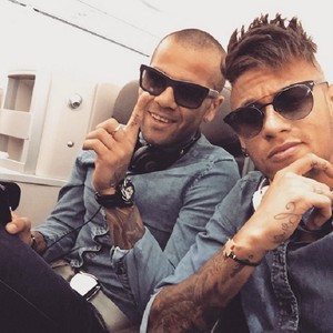 Neymar Daniel Alves viagem Berlim (Foto: Reprodução/Instagram)