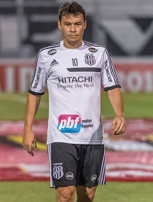 Renato Cajá meia Ponte Preta (Foto: Fábio Leoni / PontePress)