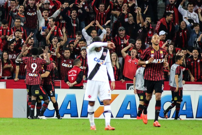 Atlético-PR x Vasco Arena da Baixada (Foto: Joka Madruga/Agência Estado)