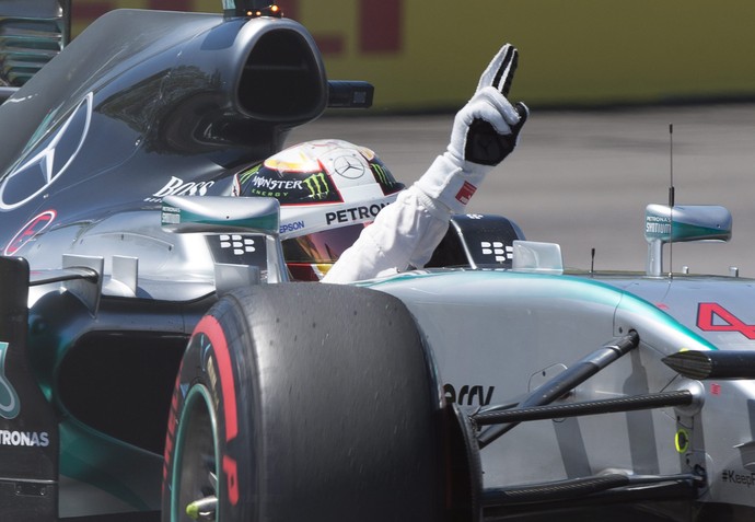 Lewis Hamilton fez a pole position do GP do Canadá (Foto: AP)