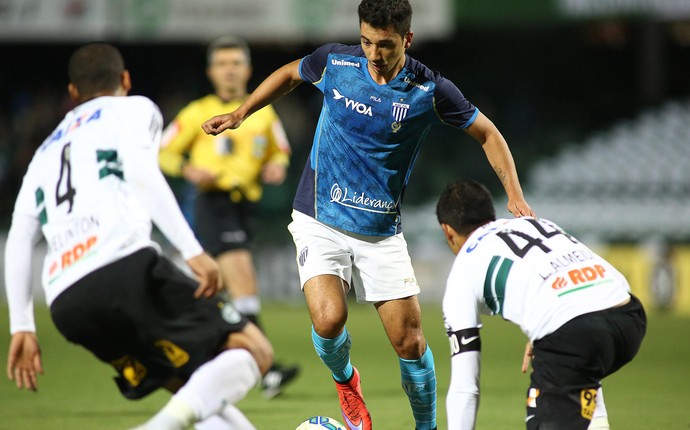 Coritiba Avaí (Foto: Giuliano Gomes/PR Press)