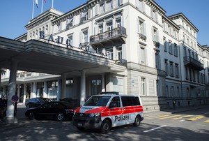 Hotel Baur au Lac Suíça Fifa polícia - AP (Foto: AP)