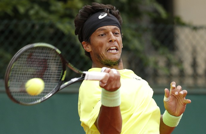 João Souza "Feijão" x Gimeno-Traver, Roland Garros 2015, tênis (Foto: AP)