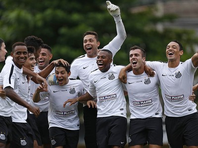 Treino Santos (Foto: Ricardo Saibun/Santos FC)