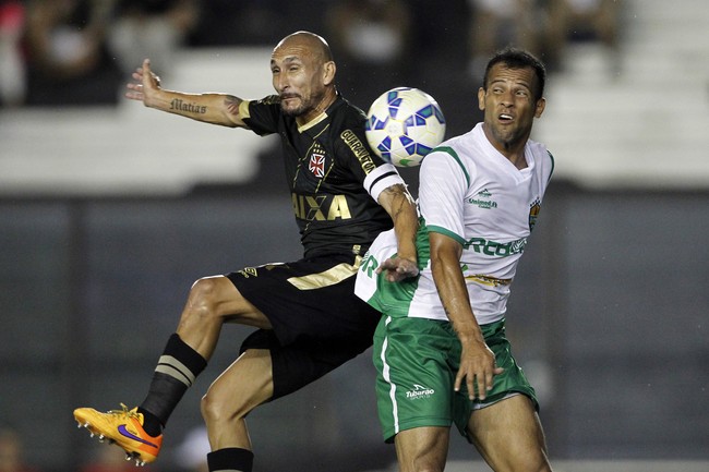 Guinazu - Vasco x Cuiabá (Foto: ANDRÉ MOURÃO - Agência Estado)